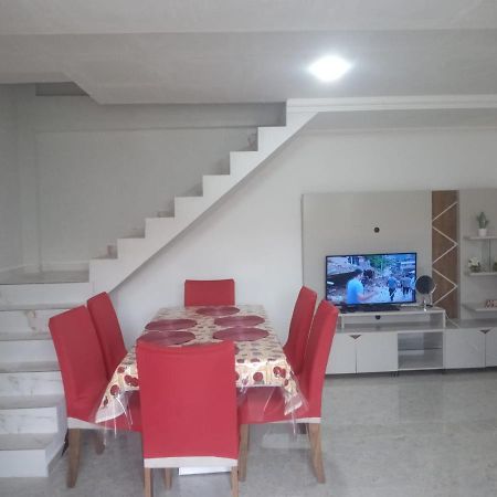 Apartamento Duplex Mobiliado Em São Pedro da Aldeia Eksteriør bilde