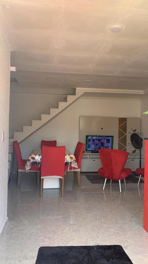 Apartamento Duplex Mobiliado Em São Pedro da Aldeia Eksteriør bilde
