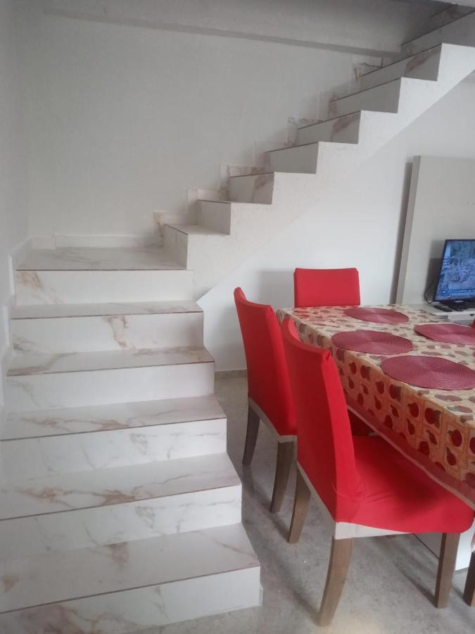 Apartamento Duplex Mobiliado Em São Pedro da Aldeia Eksteriør bilde